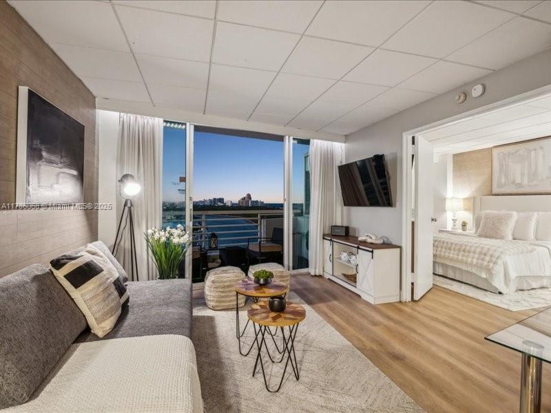 GALLERY ONE CONDO - Residential Lease