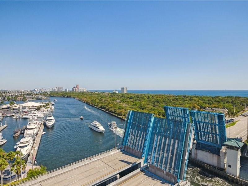GALLERY ONE CONDO - Residential Lease