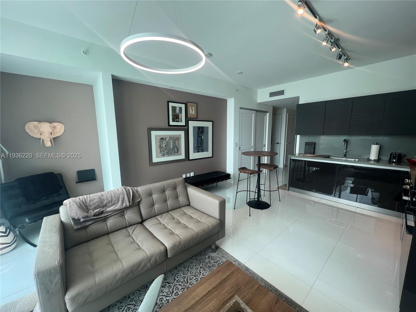 1080 Brickell Ave 3605