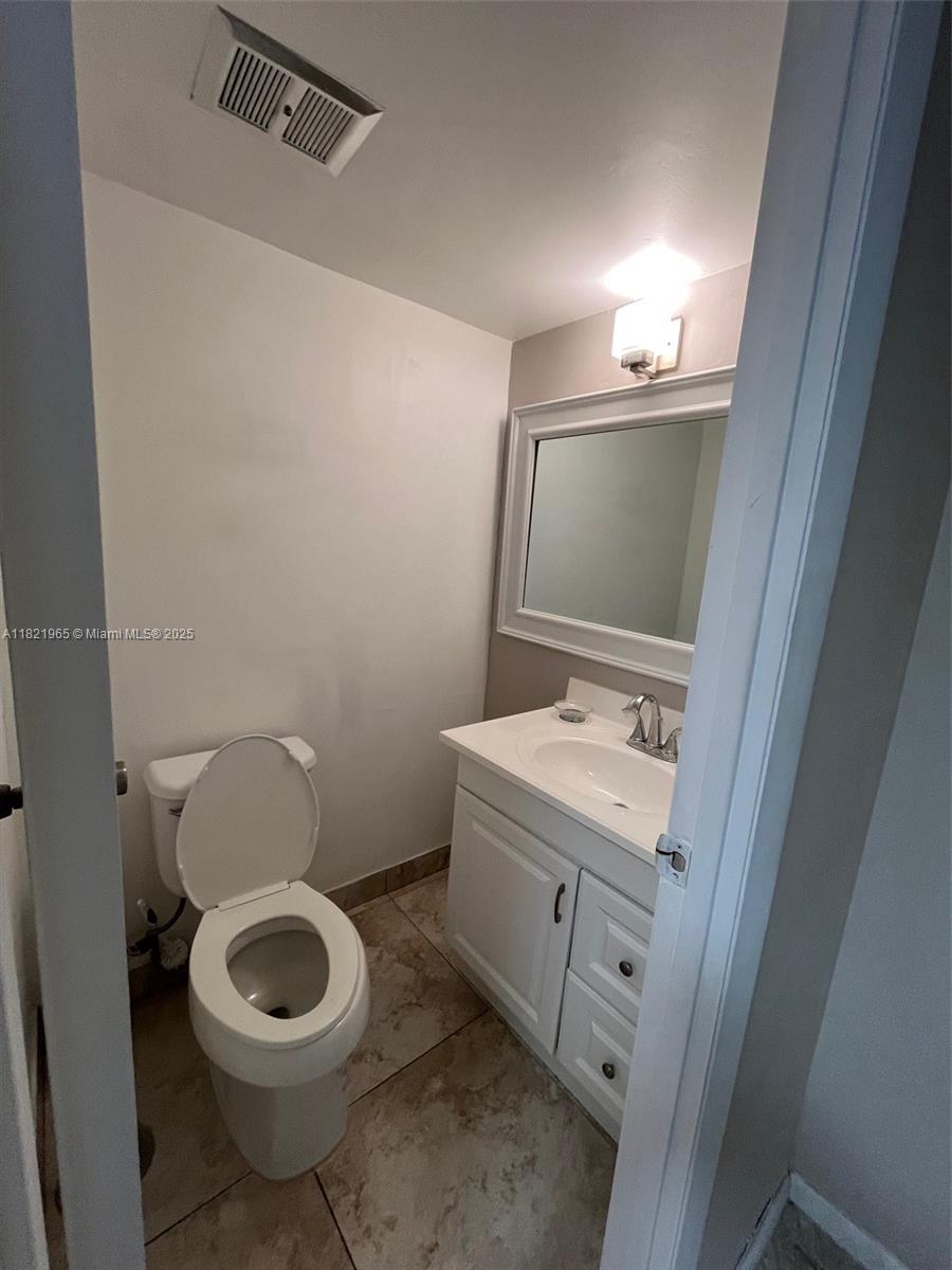 CORONADO CONDO-TOWER II - Residential