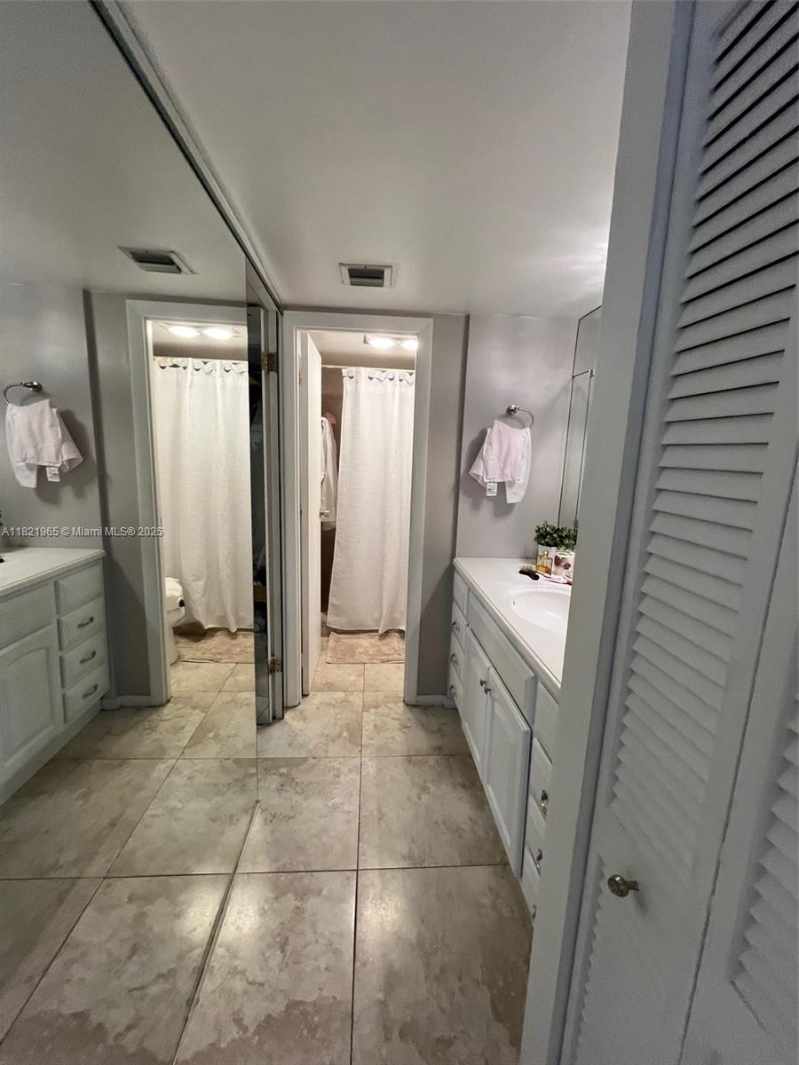 CORONADO CONDO-TOWER II - Residential