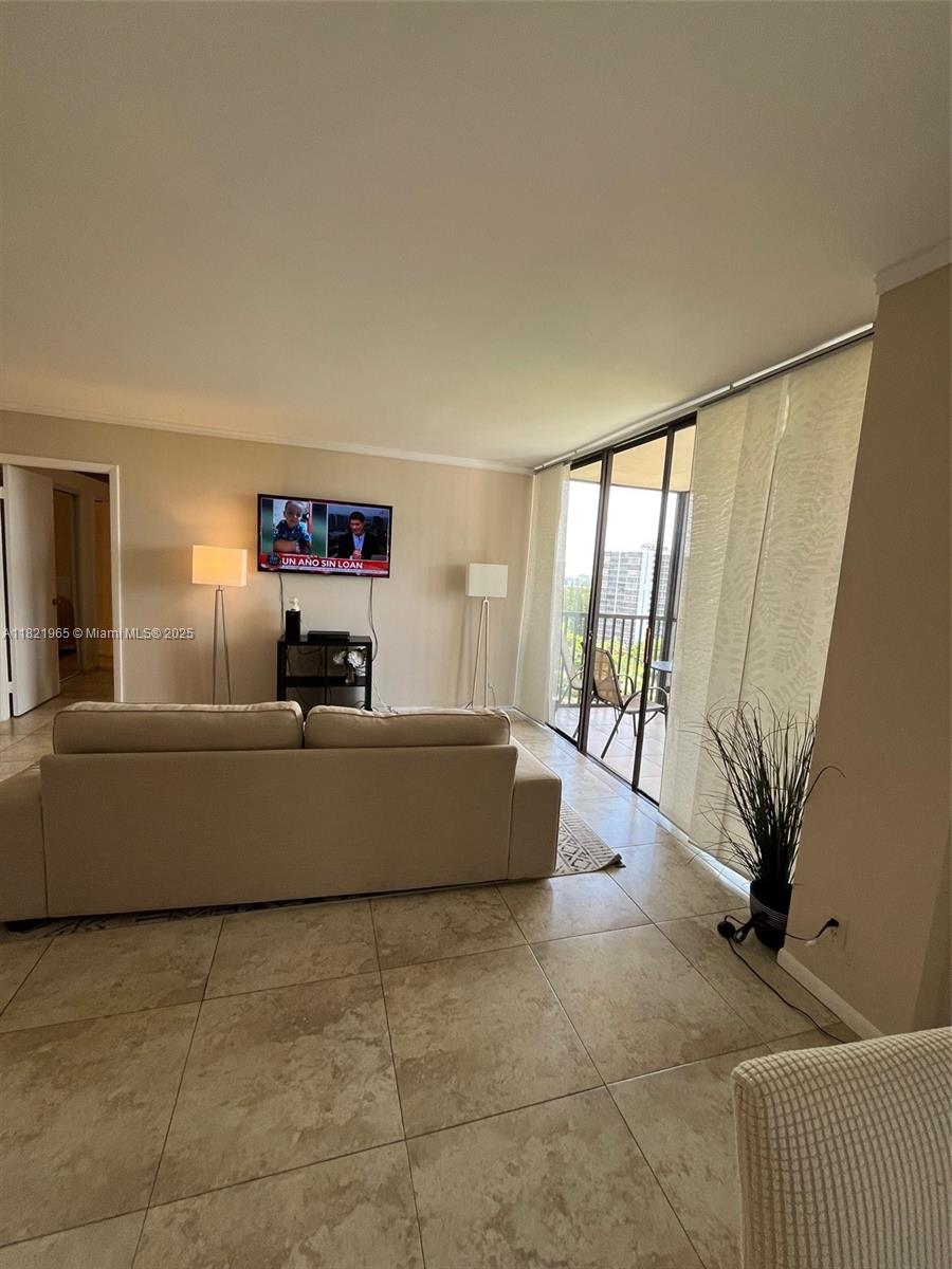 CORONADO CONDO-TOWER II - Residential