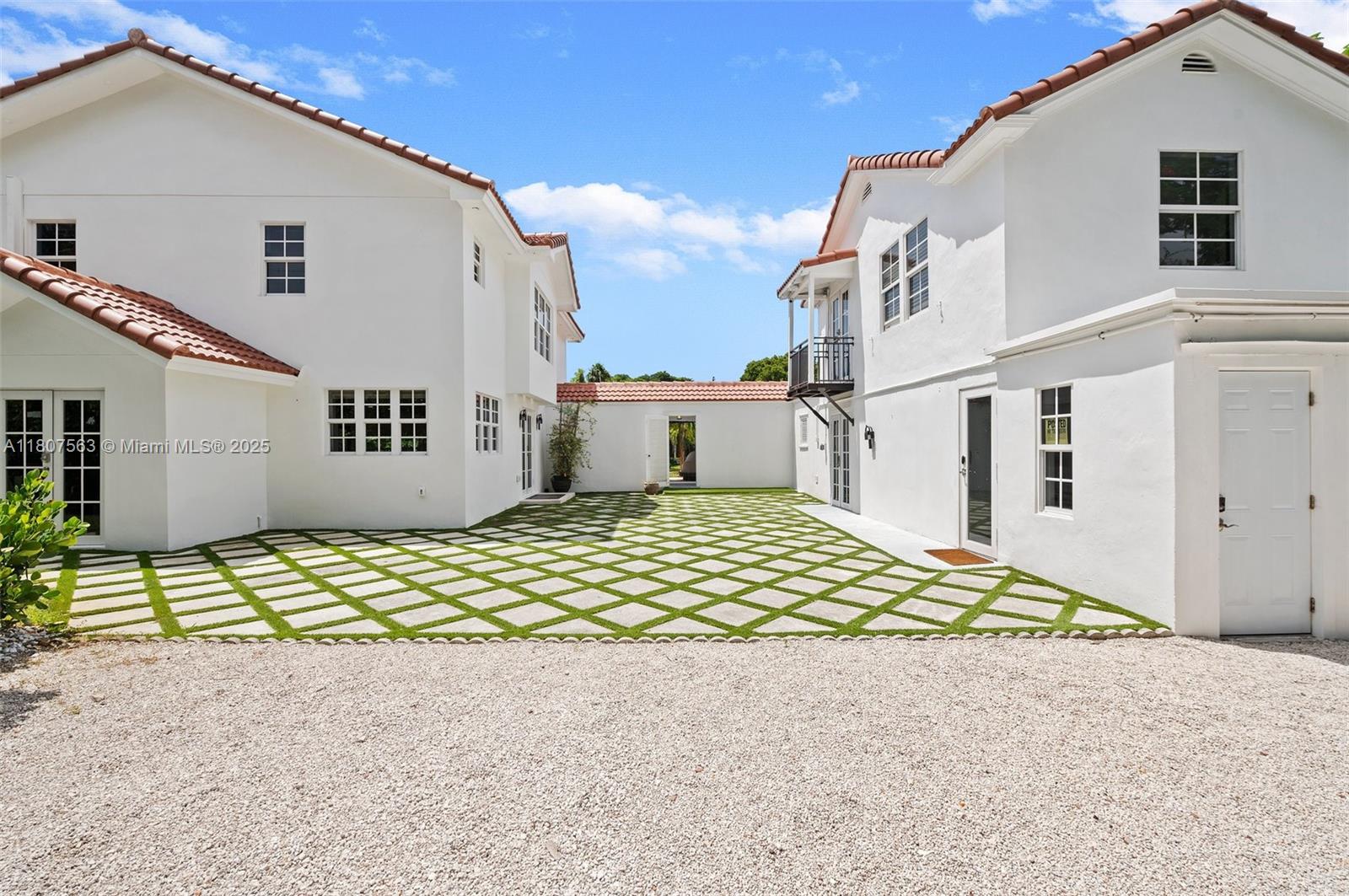 BOYNTON HEIGHTS - Residential