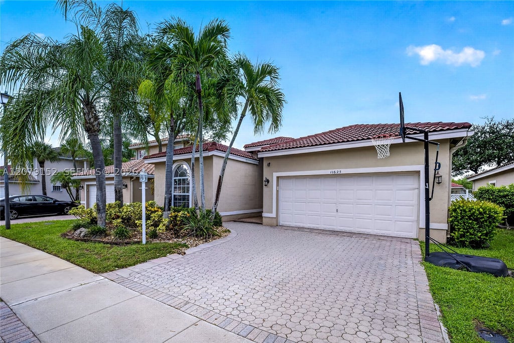 Photo of 11625 NW 48th St, Coral Springs, FL 33076 (MLS # A12079152)