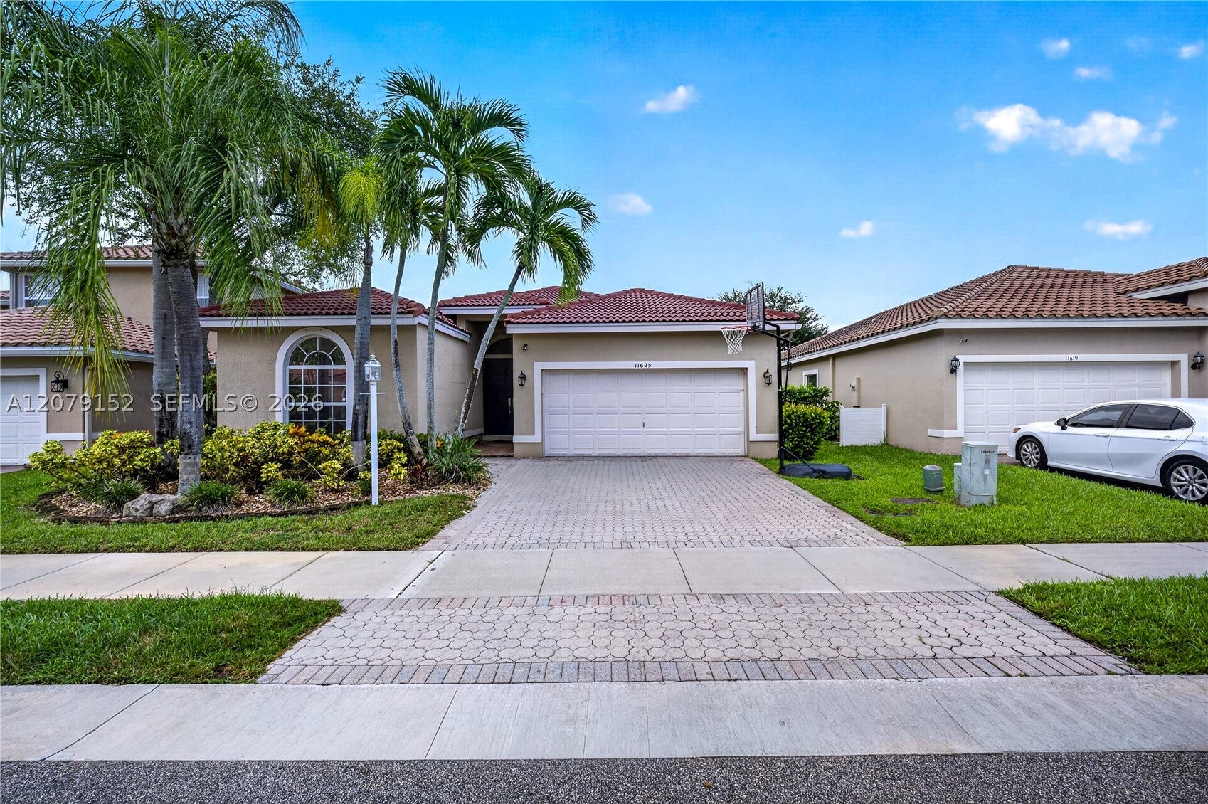 11625 NW 48th St