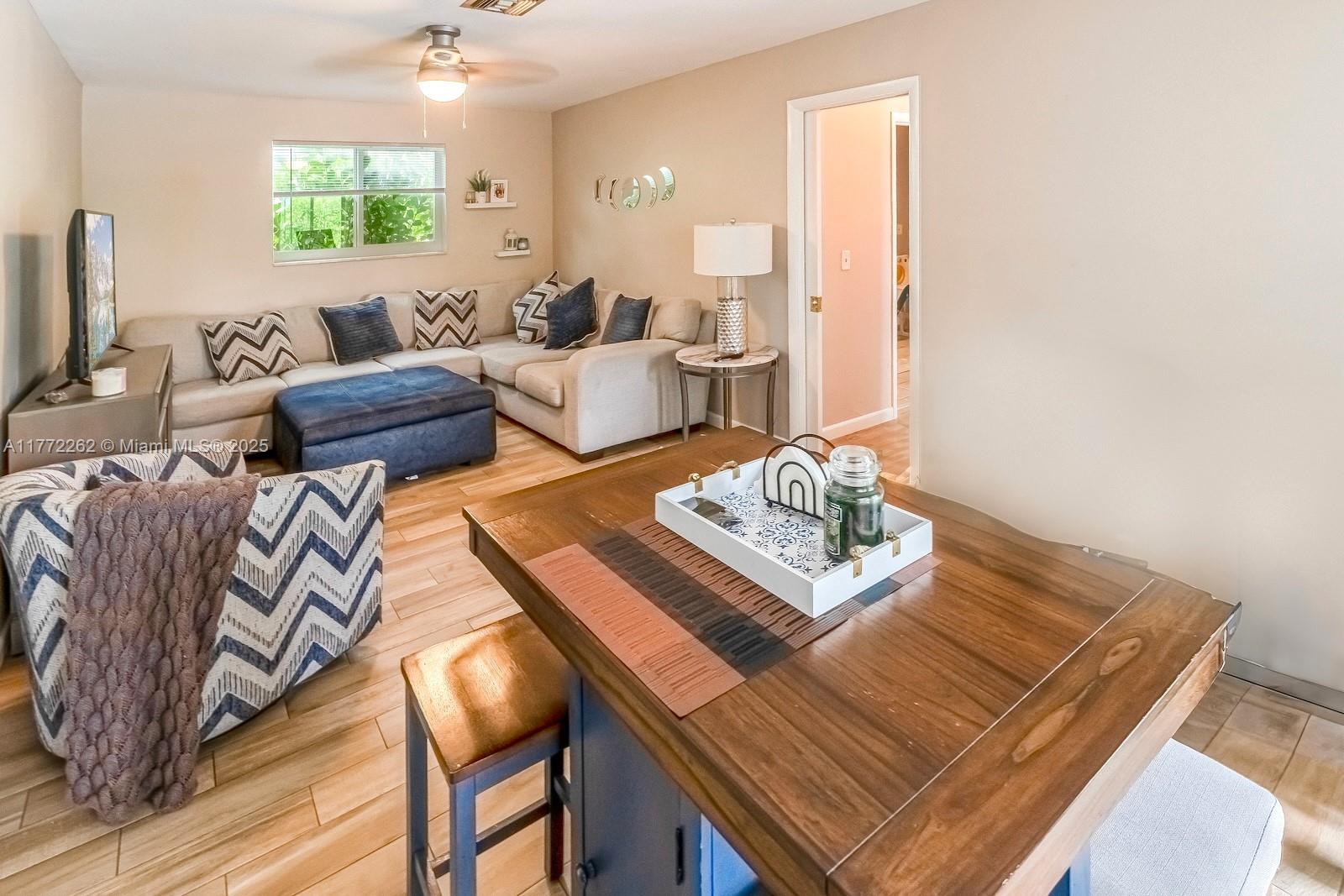EDGEFIELD 1ST SEC - Residential