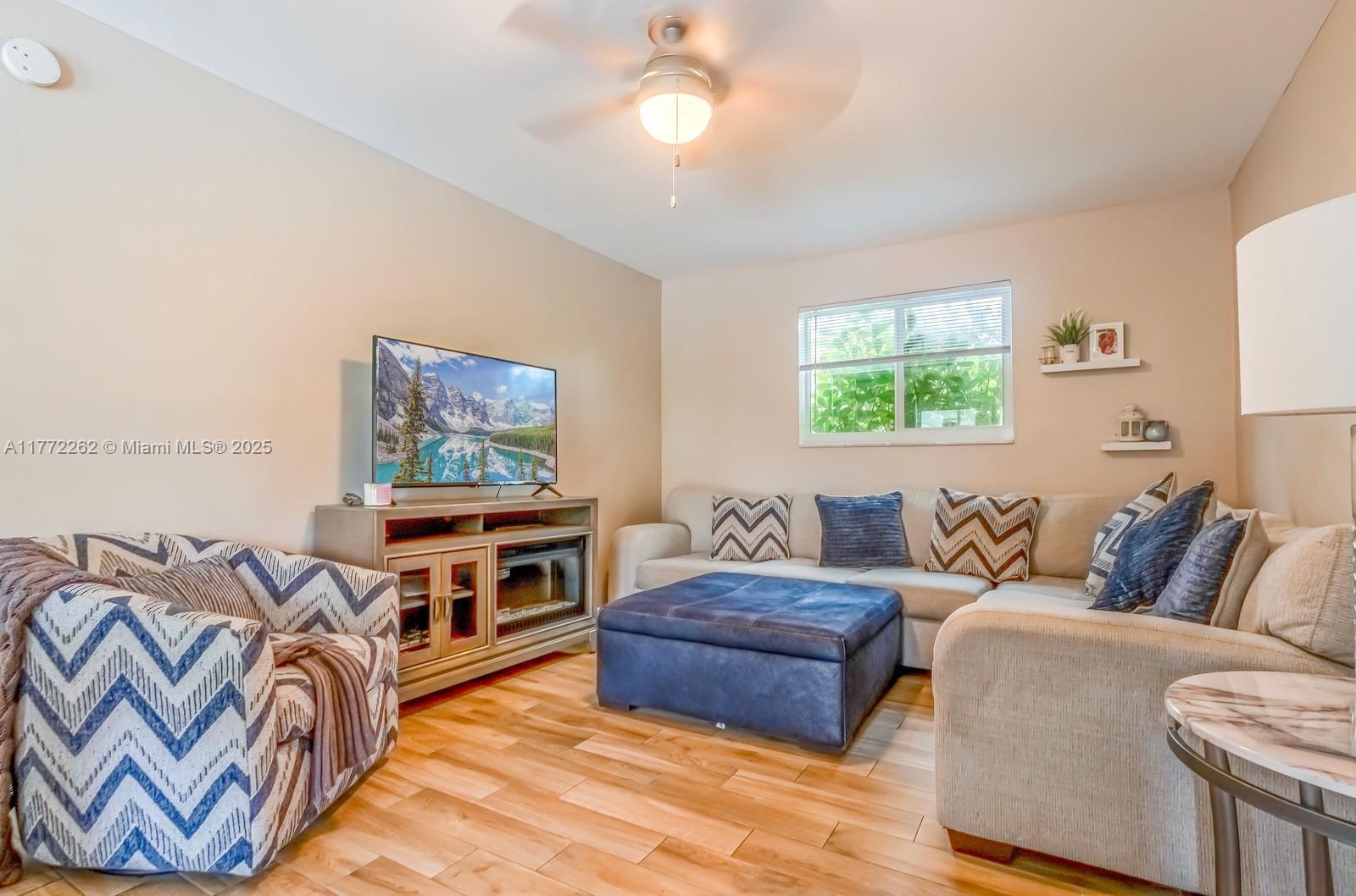 EDGEFIELD 1ST SEC - Residential