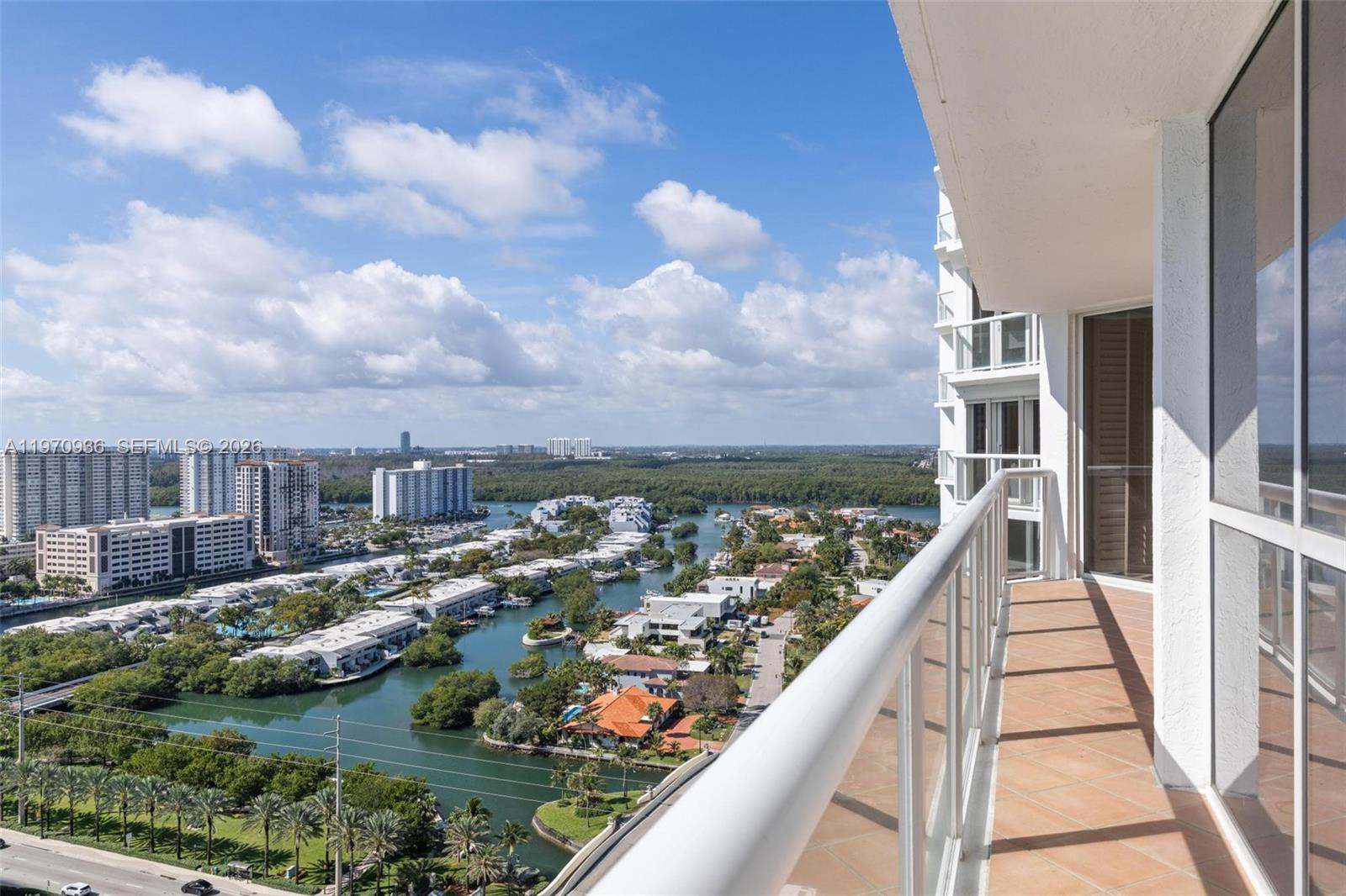 OCEANIA I CONDO - Residential