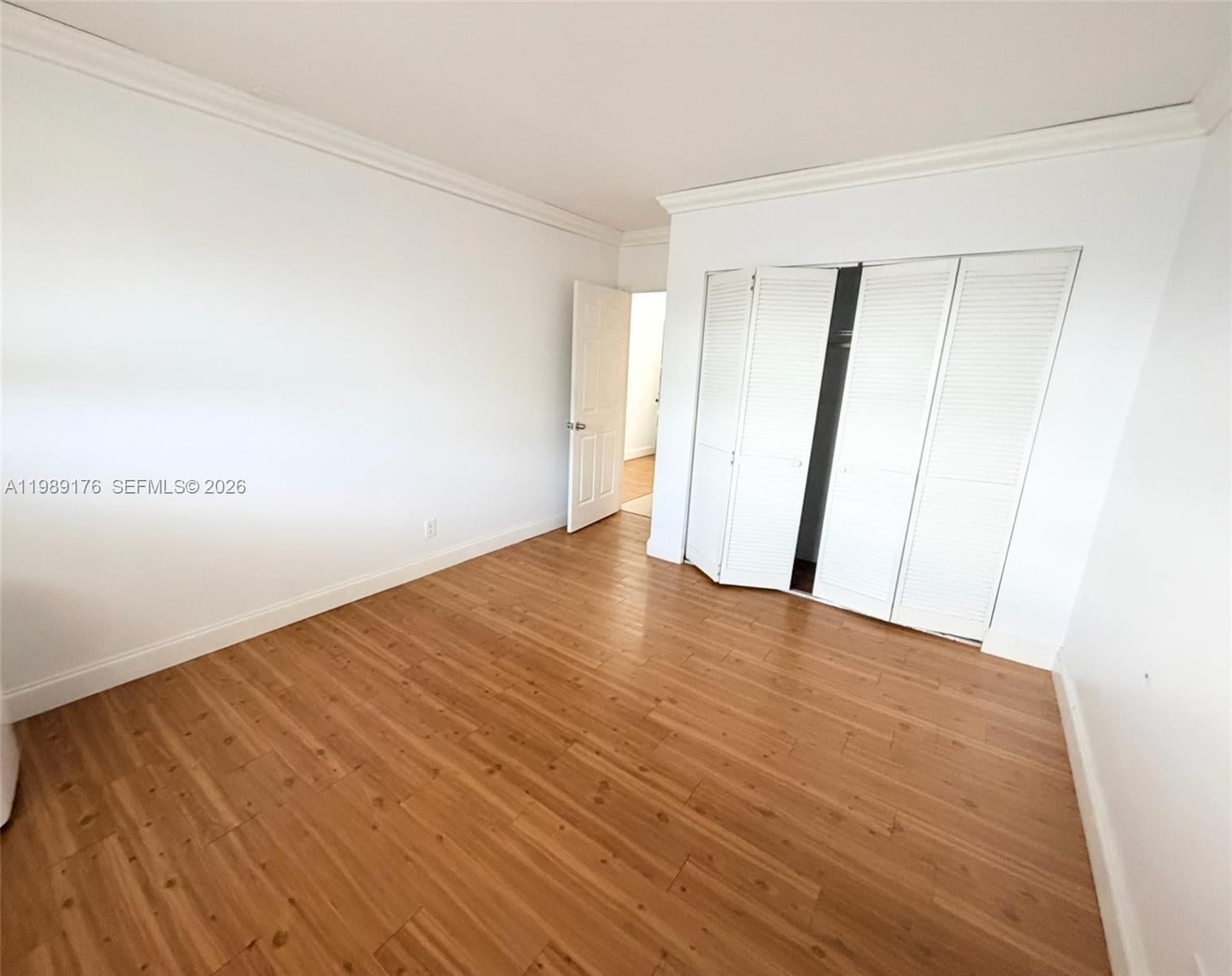 1350 E Sample Rd 307