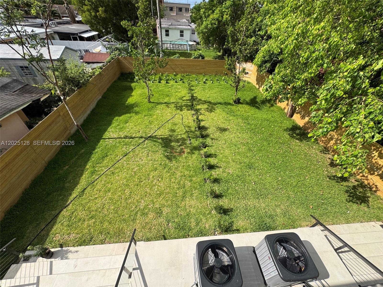 ROSEMONT PARK - Residential Income