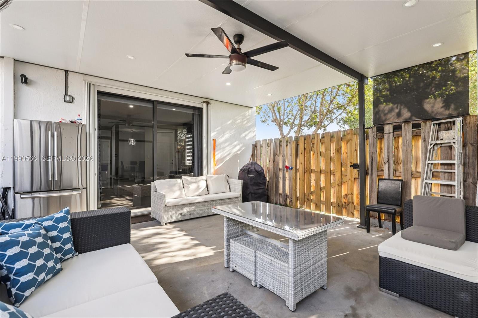 MC RESIDENTIAL - Residential