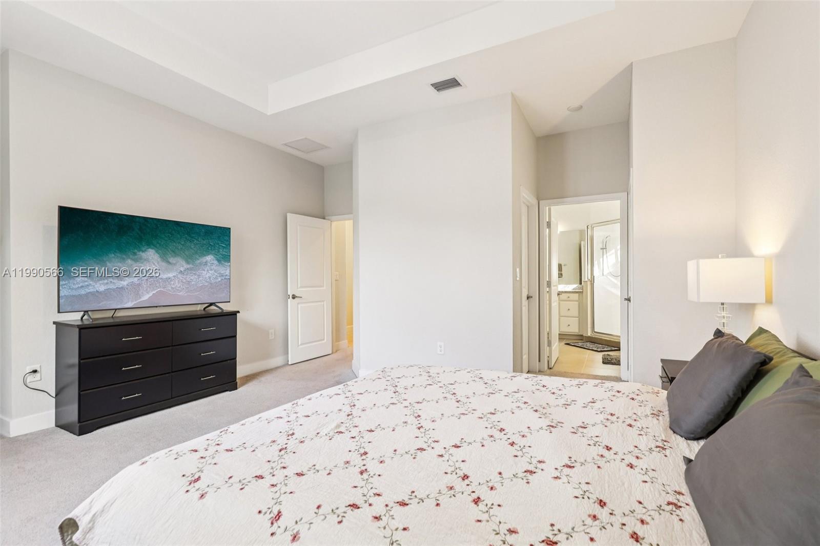 MC RESIDENTIAL - Residential