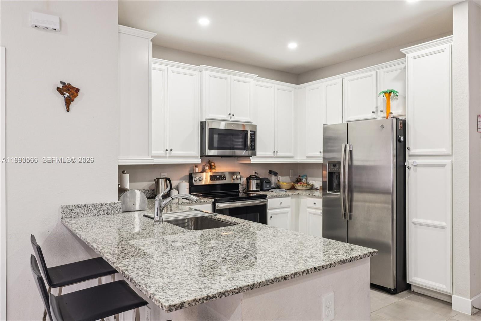 MC RESIDENTIAL - Residential