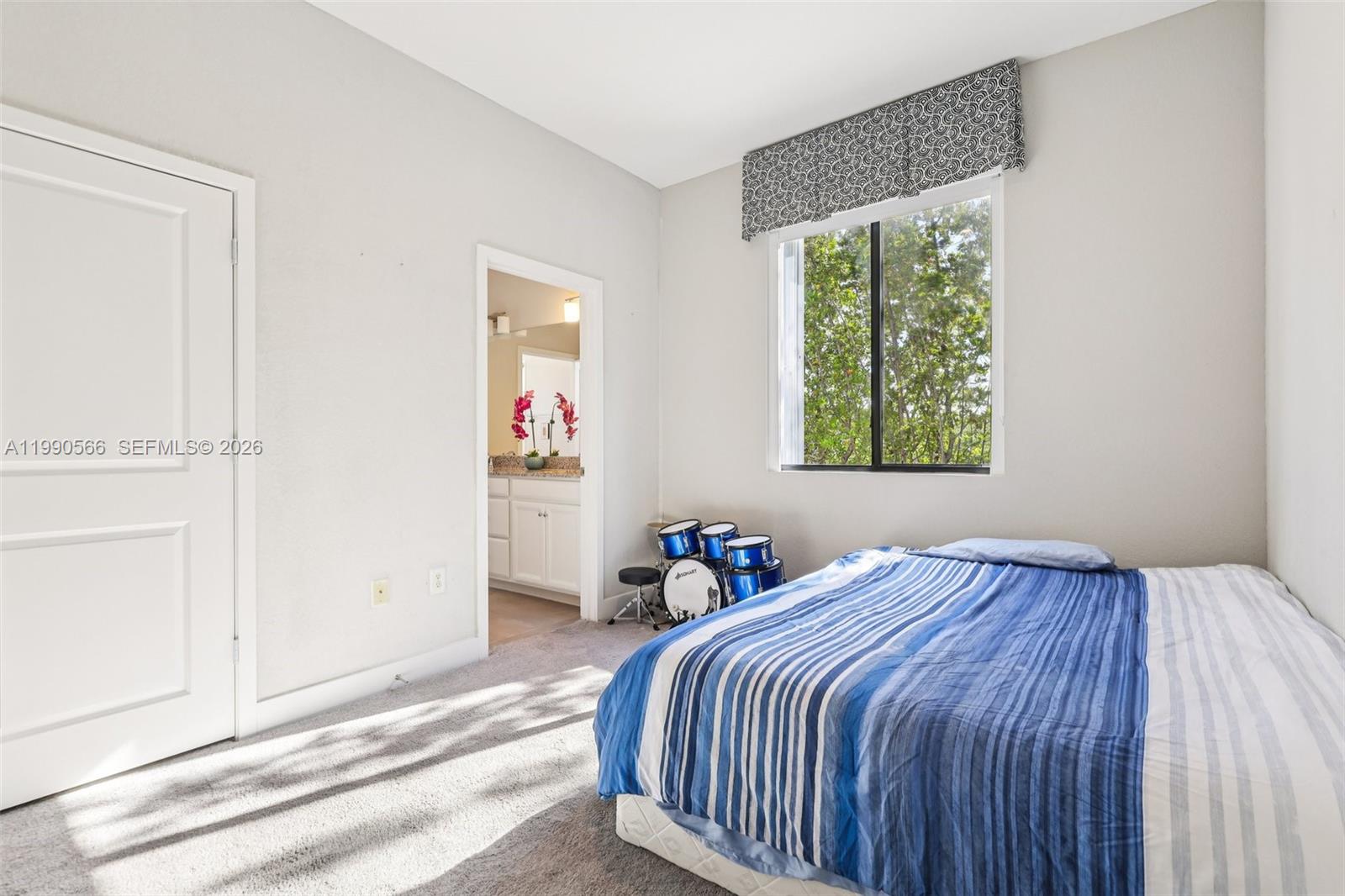 MC RESIDENTIAL - Residential