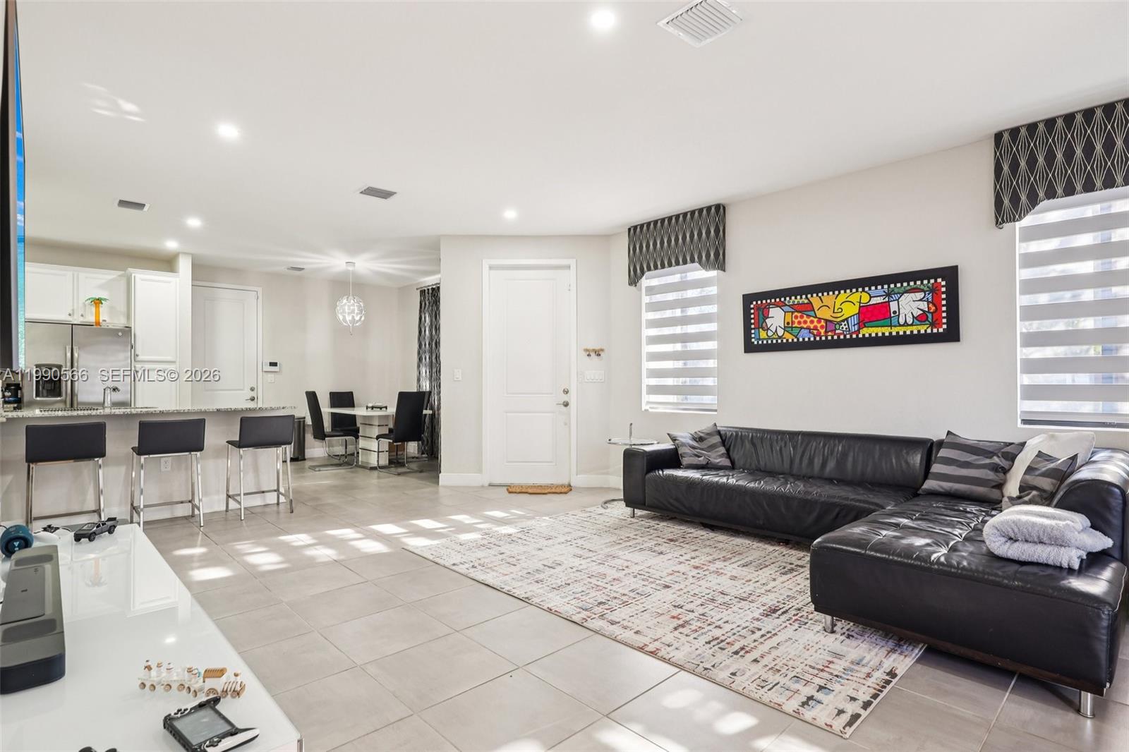 MC RESIDENTIAL - Residential