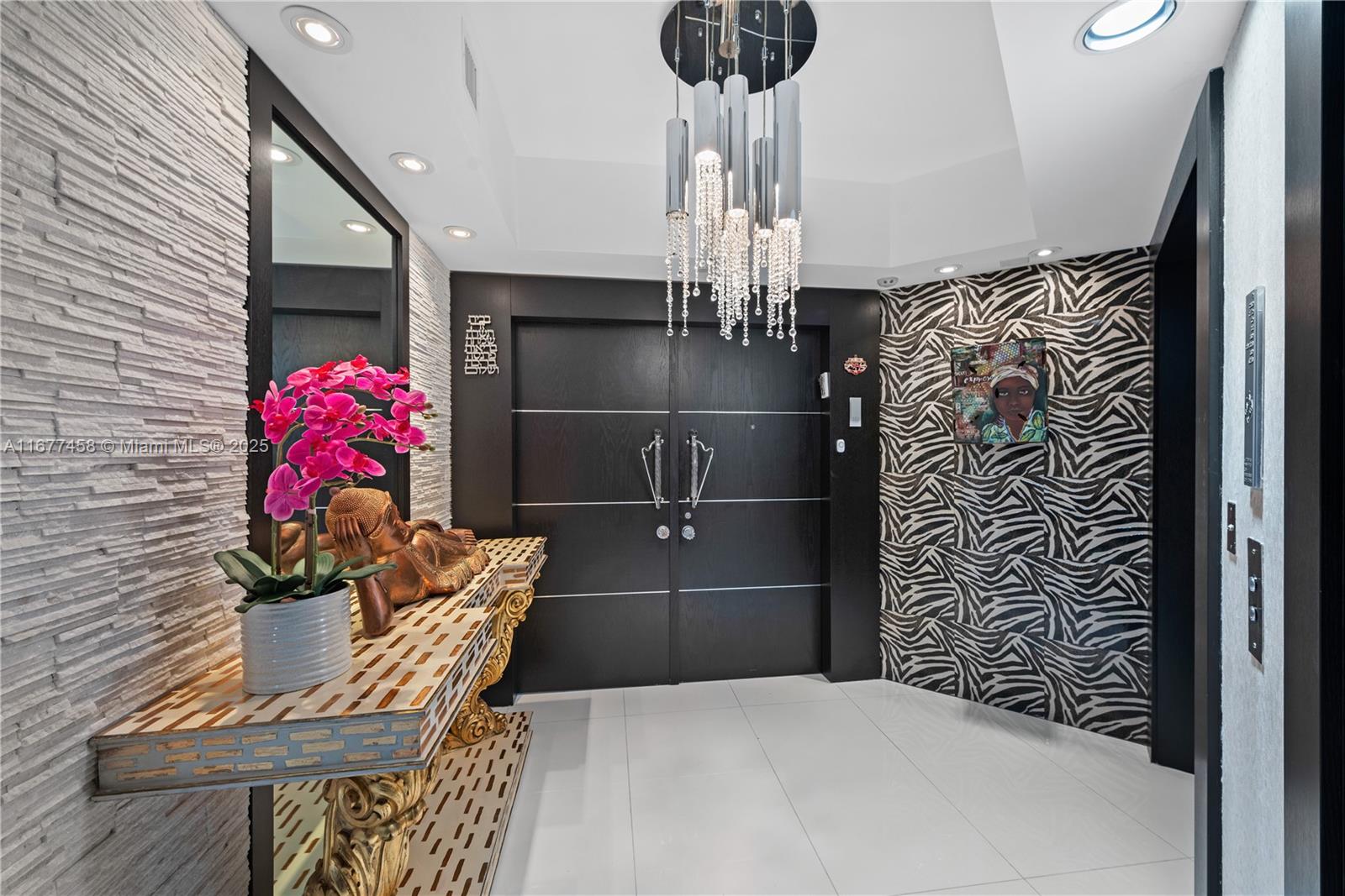 2711 HOLLYWOOD BEACH COND - Residential