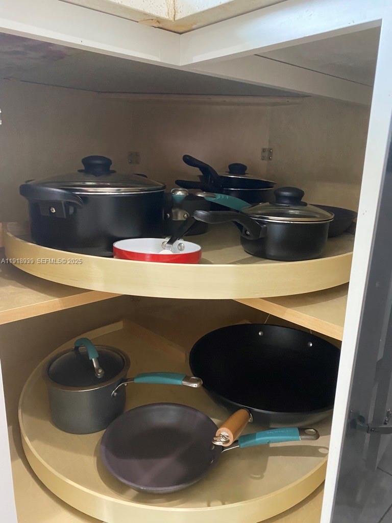 SPRING LAKE VILLAGE - Residential