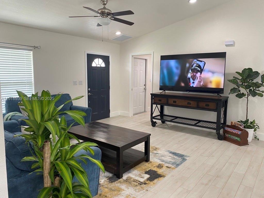 SPRING LAKE VILLAGE - Residential