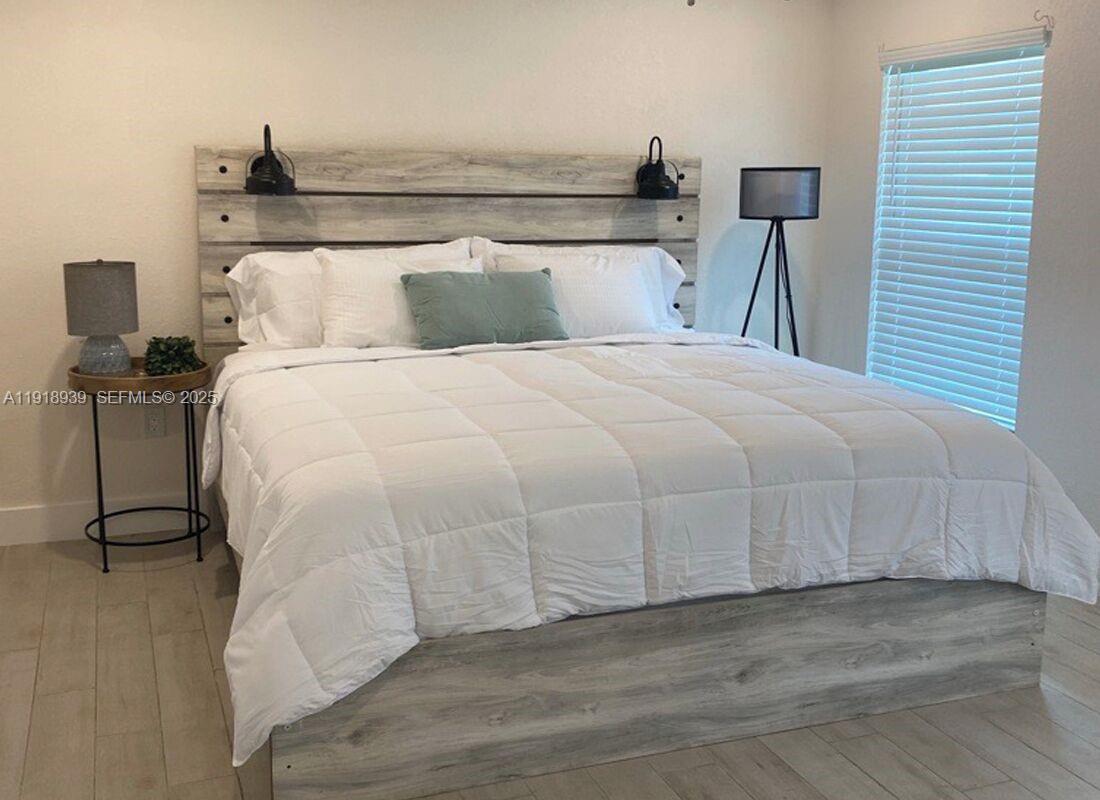 SPRING LAKE VILLAGE - Residential