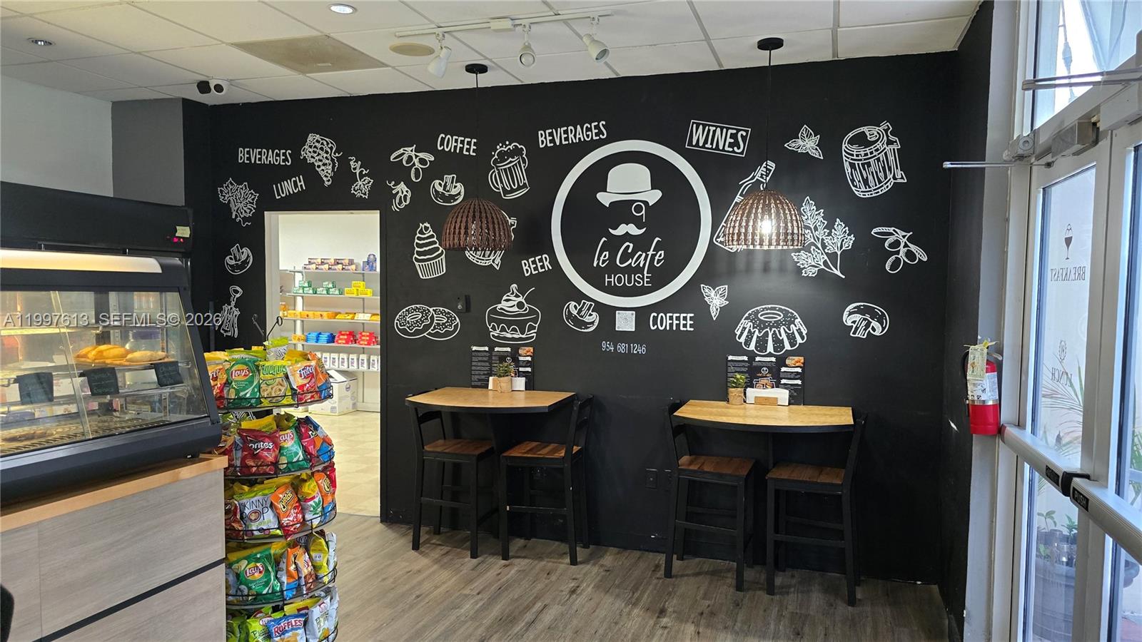 OCEANVIEW BUILDING CONDO - Residential Lease