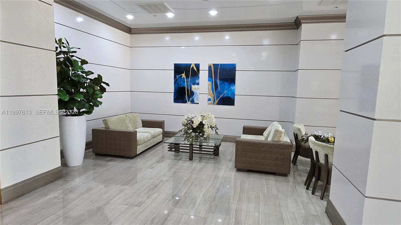 OCEANVIEW BUILDING CONDO - Residential Lease