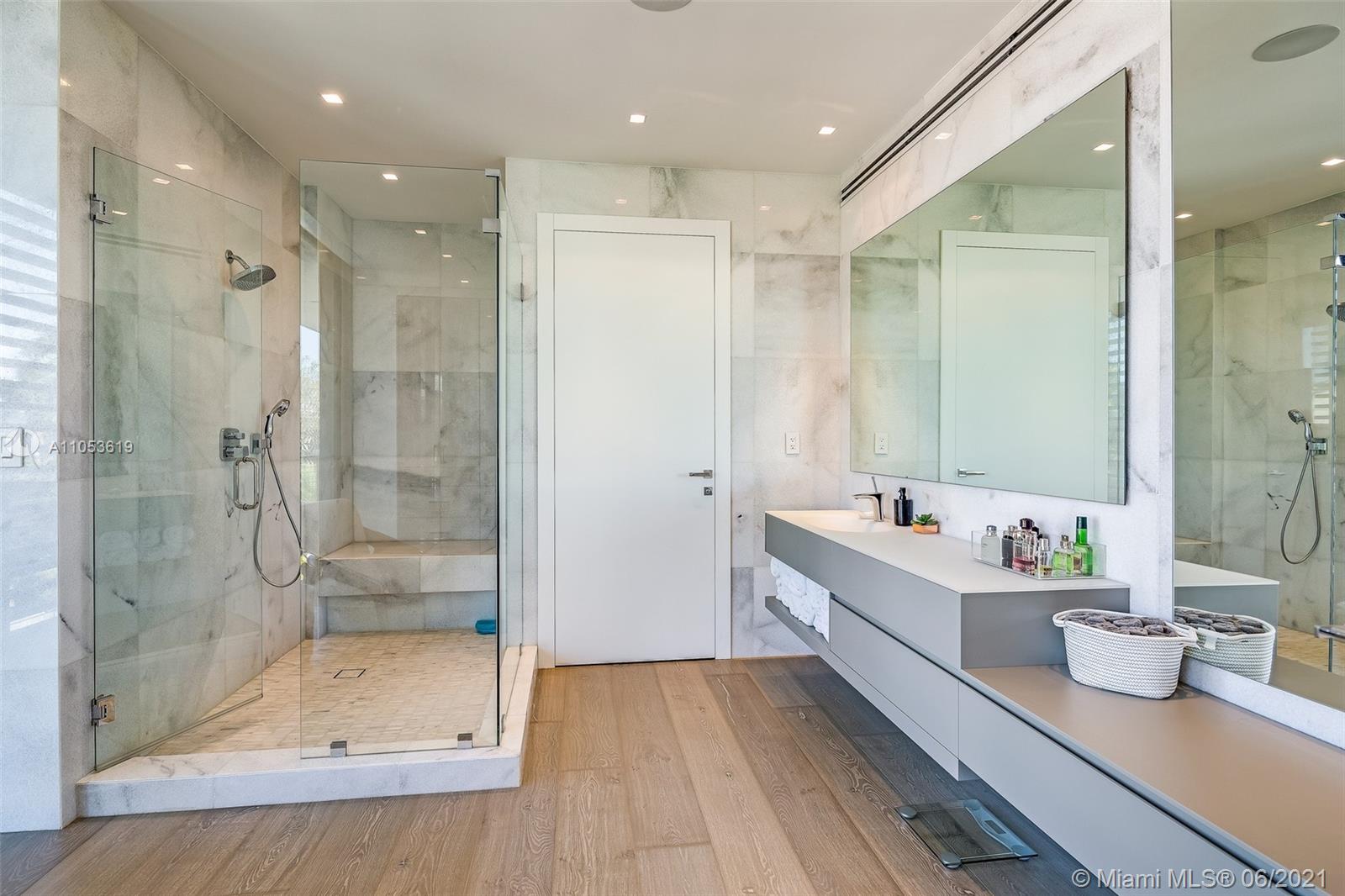 HIBISCUS ISLAND - Residential