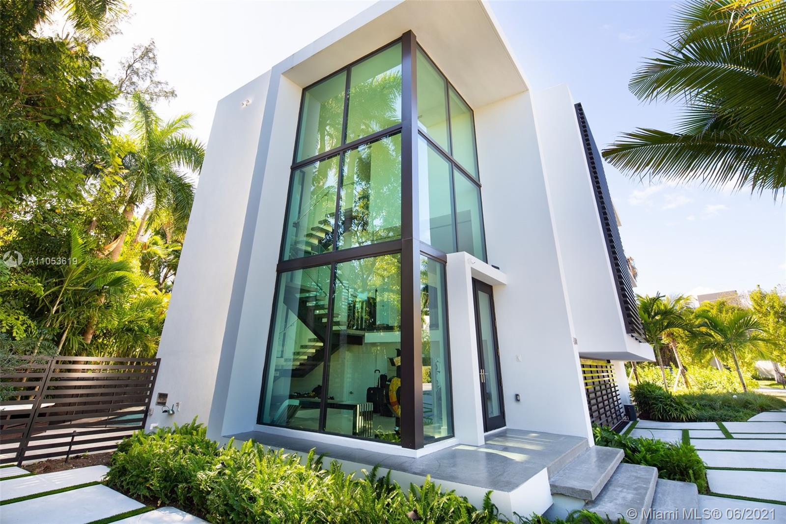 HIBISCUS ISLAND - Residential