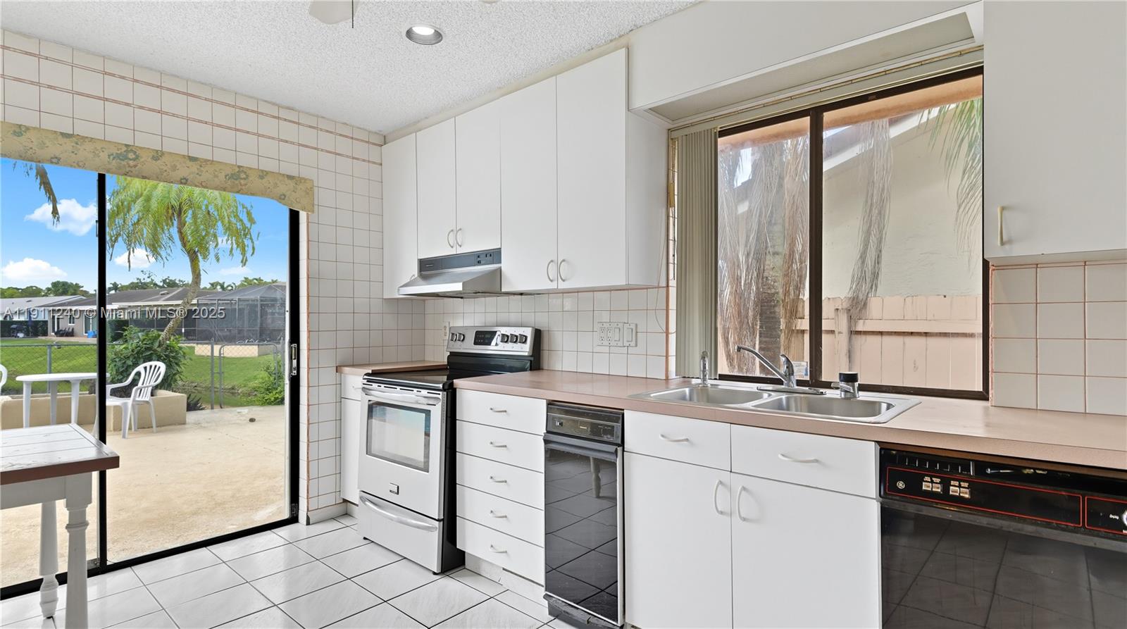 RUSTIC LAKES - Residential