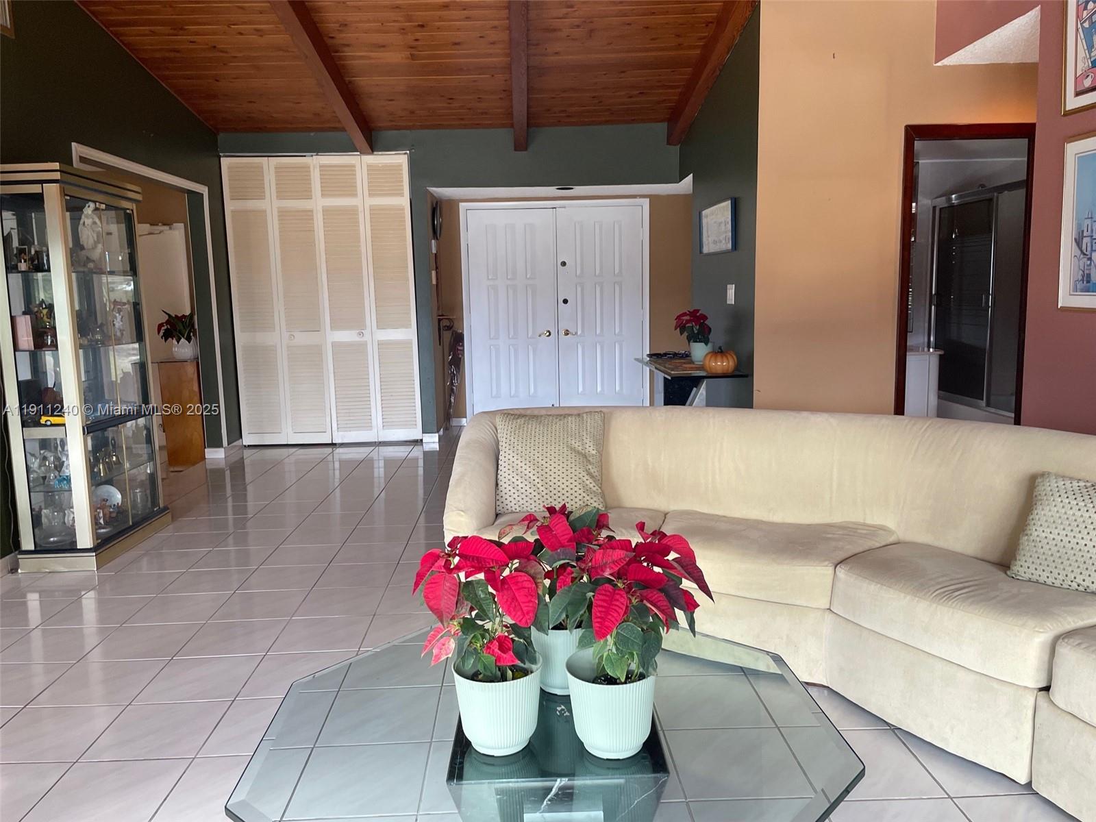 RUSTIC LAKES - Residential