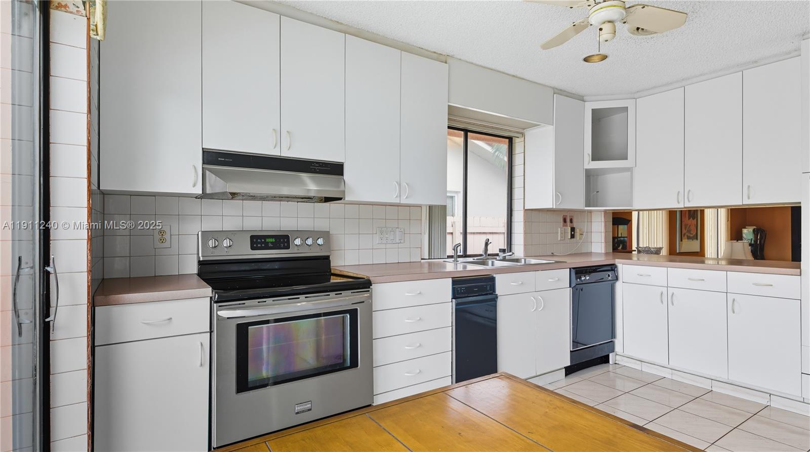 RUSTIC LAKES - Residential