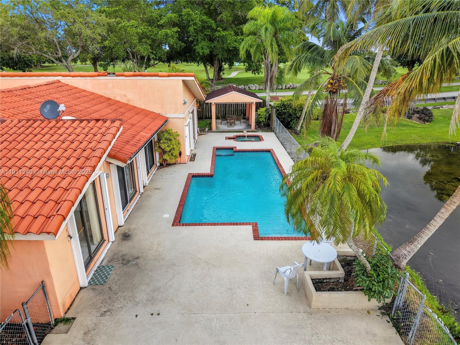 RUSTIC LAKES - Residential