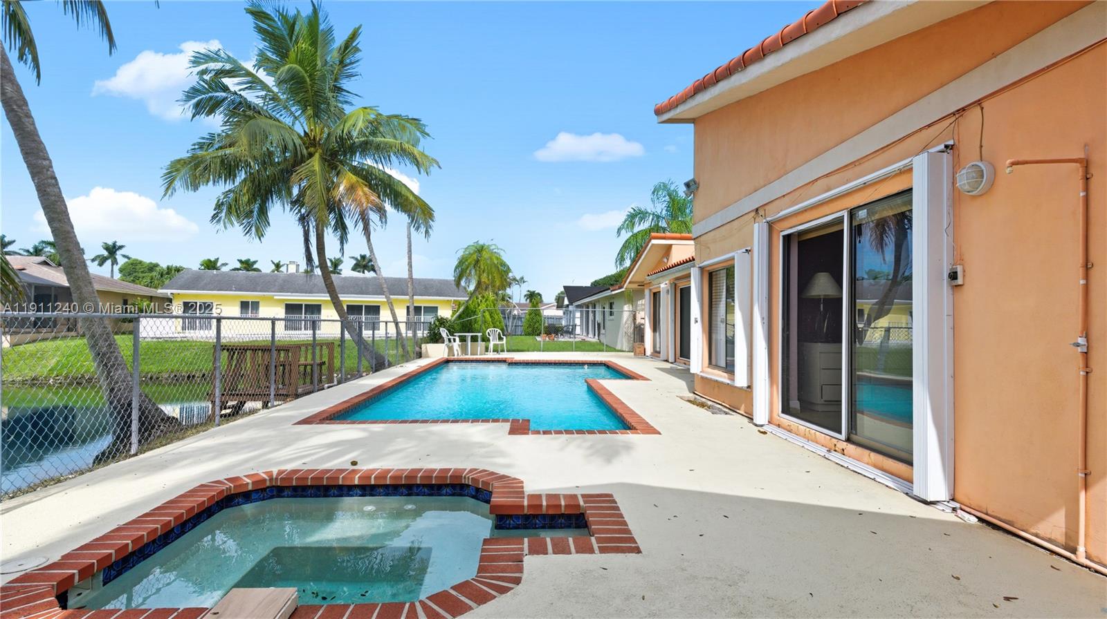 RUSTIC LAKES - Residential