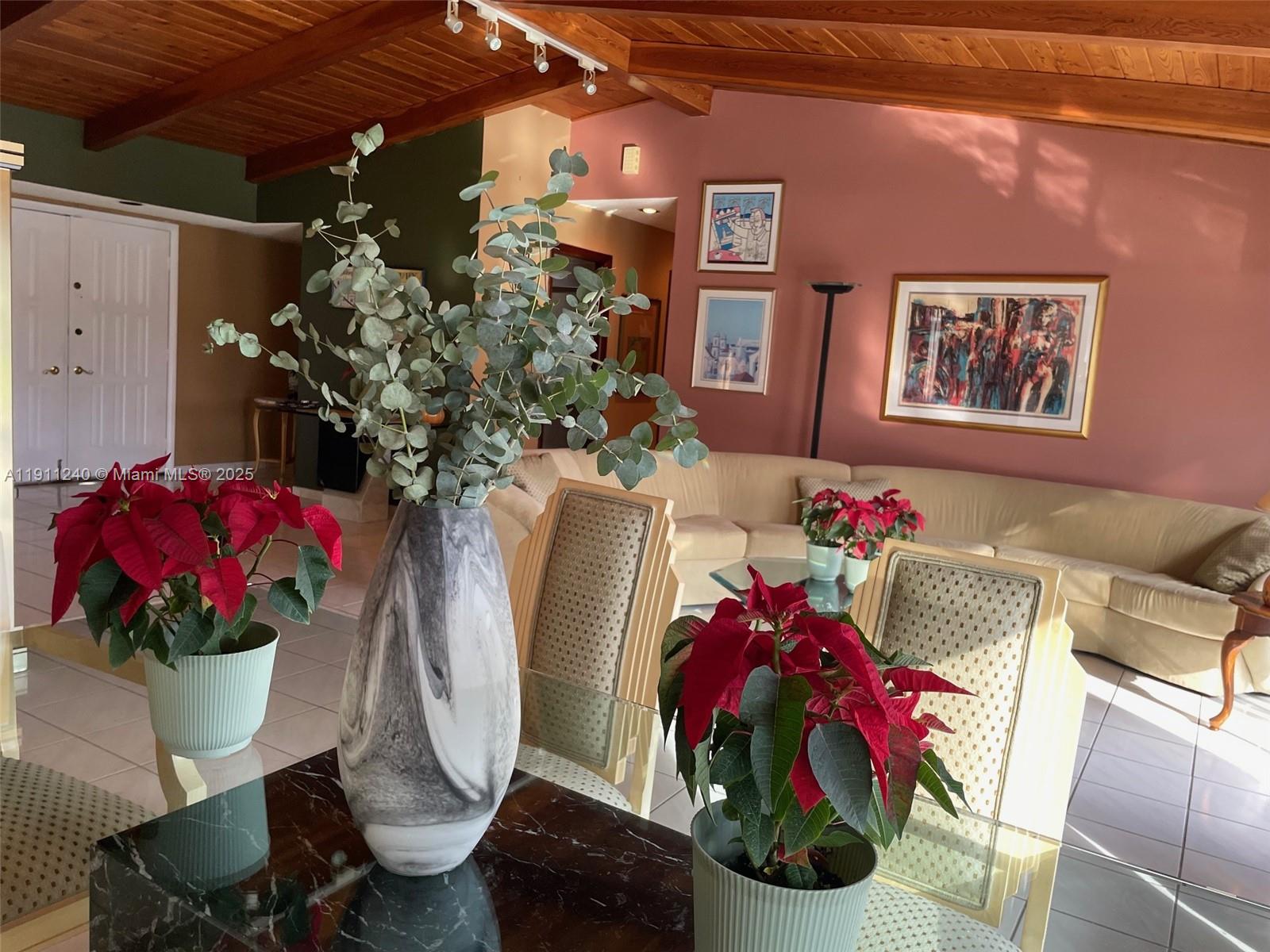 RUSTIC LAKES - Residential