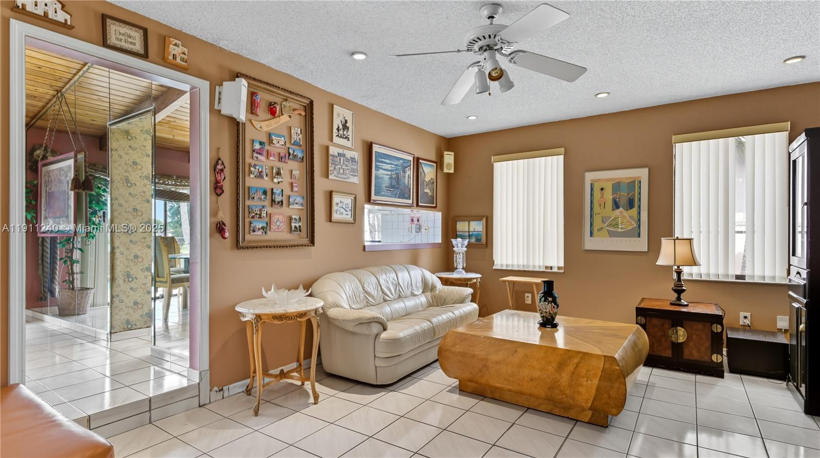 RUSTIC LAKES - Residential