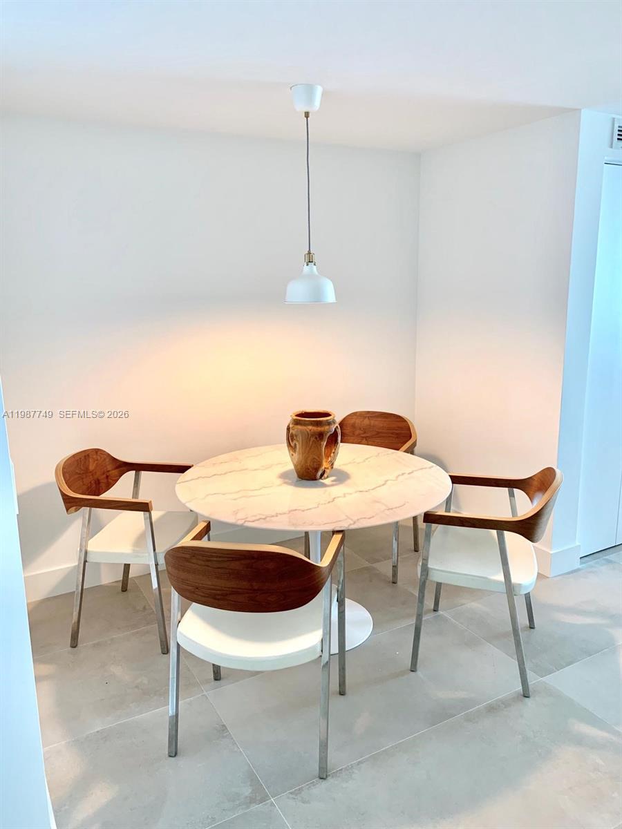 PARAISO BAY CONDO - Residential Lease