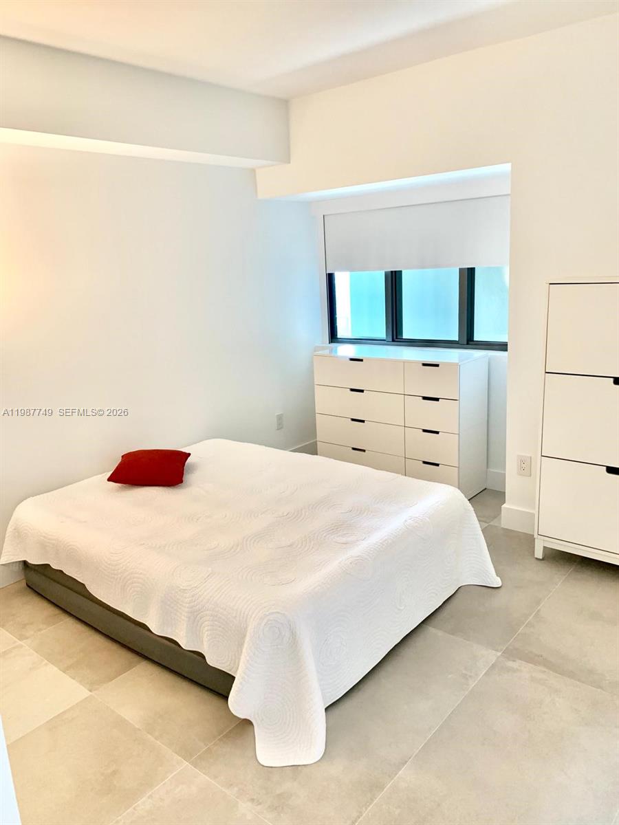 PARAISO BAY CONDO - Residential Lease