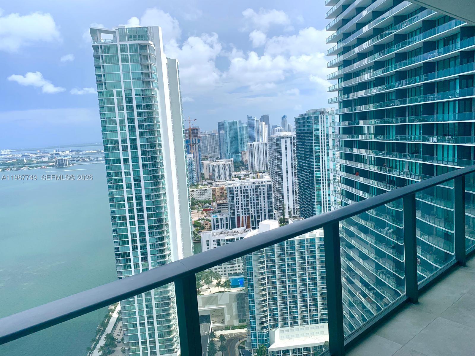 PARAISO BAY CONDO - Residential Lease