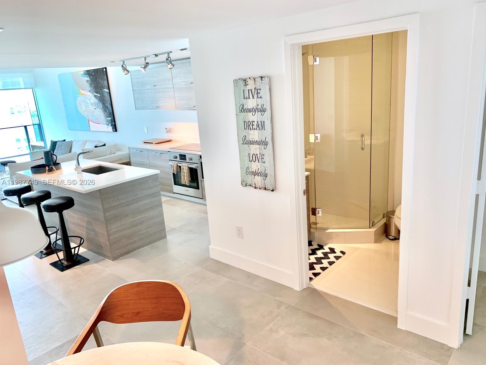 PARAISO BAY CONDO - Residential Lease