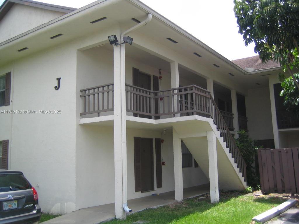 PINE GROVE CONDO - Residential Lease