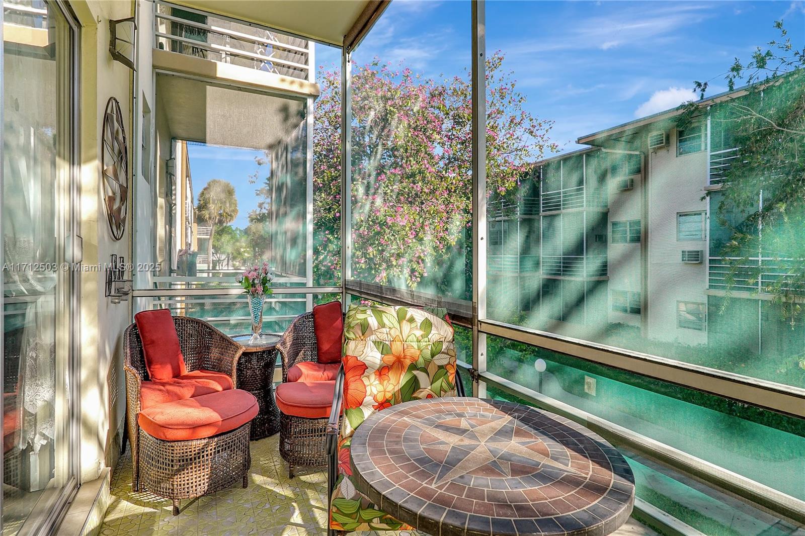 MAR-LEN GARDENS NO 11 COR - Residential