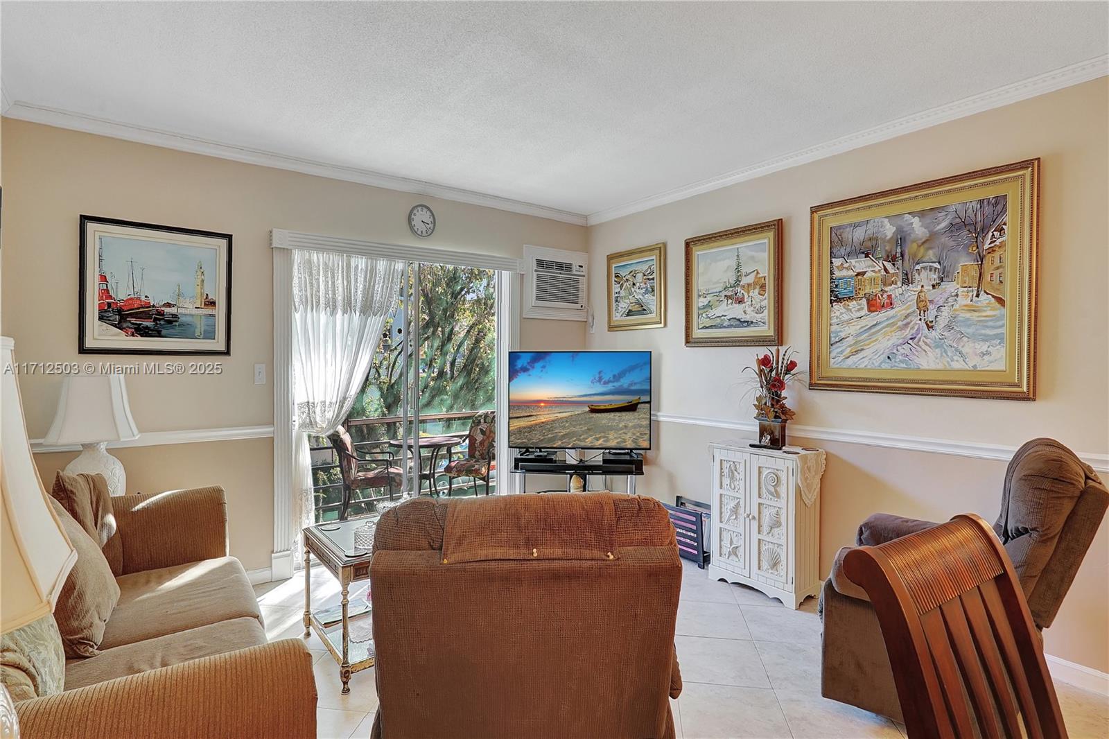 MAR-LEN GARDENS NO 11 COR - Residential