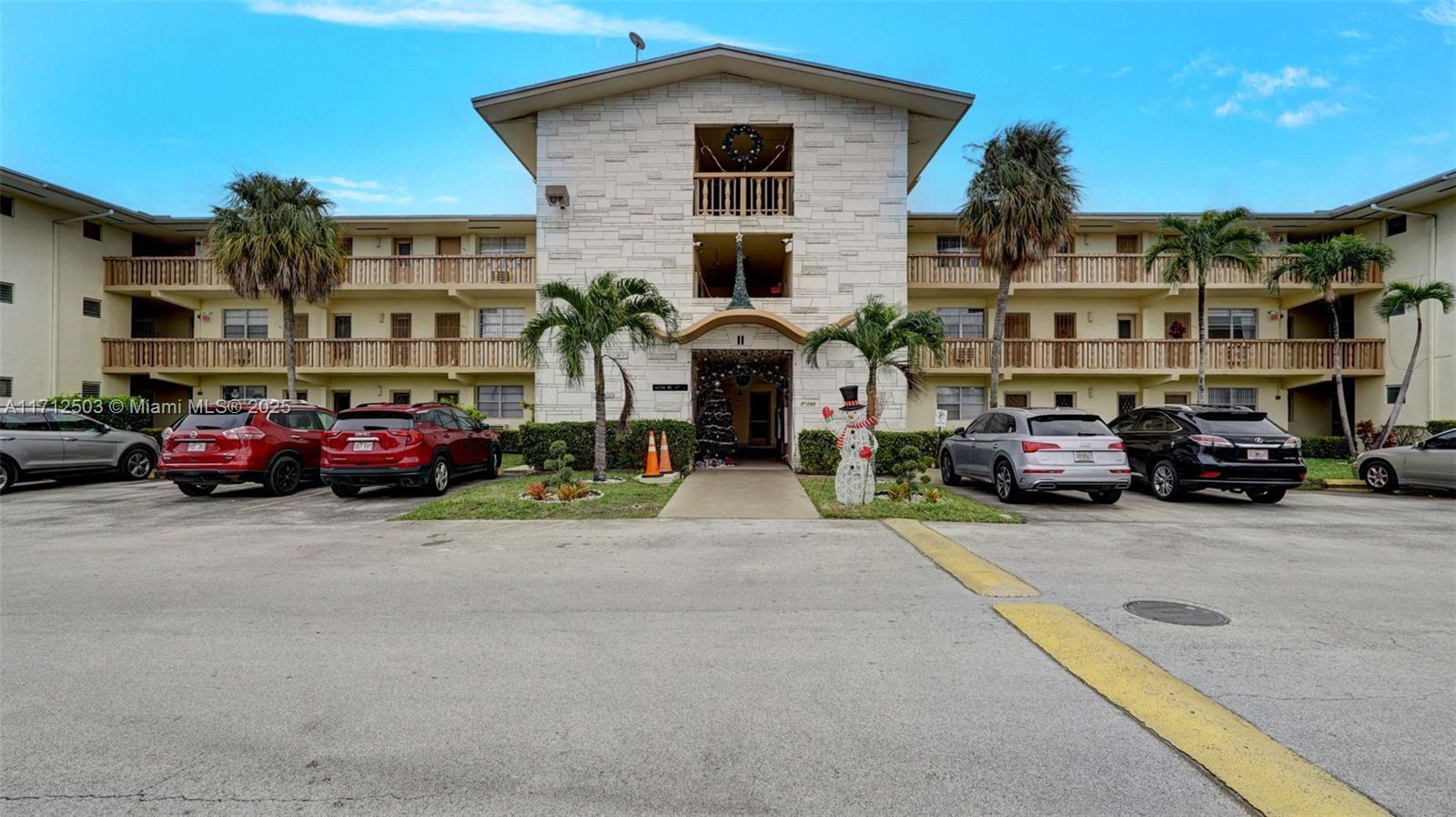 MAR-LEN GARDENS NO 11 COR - Residential