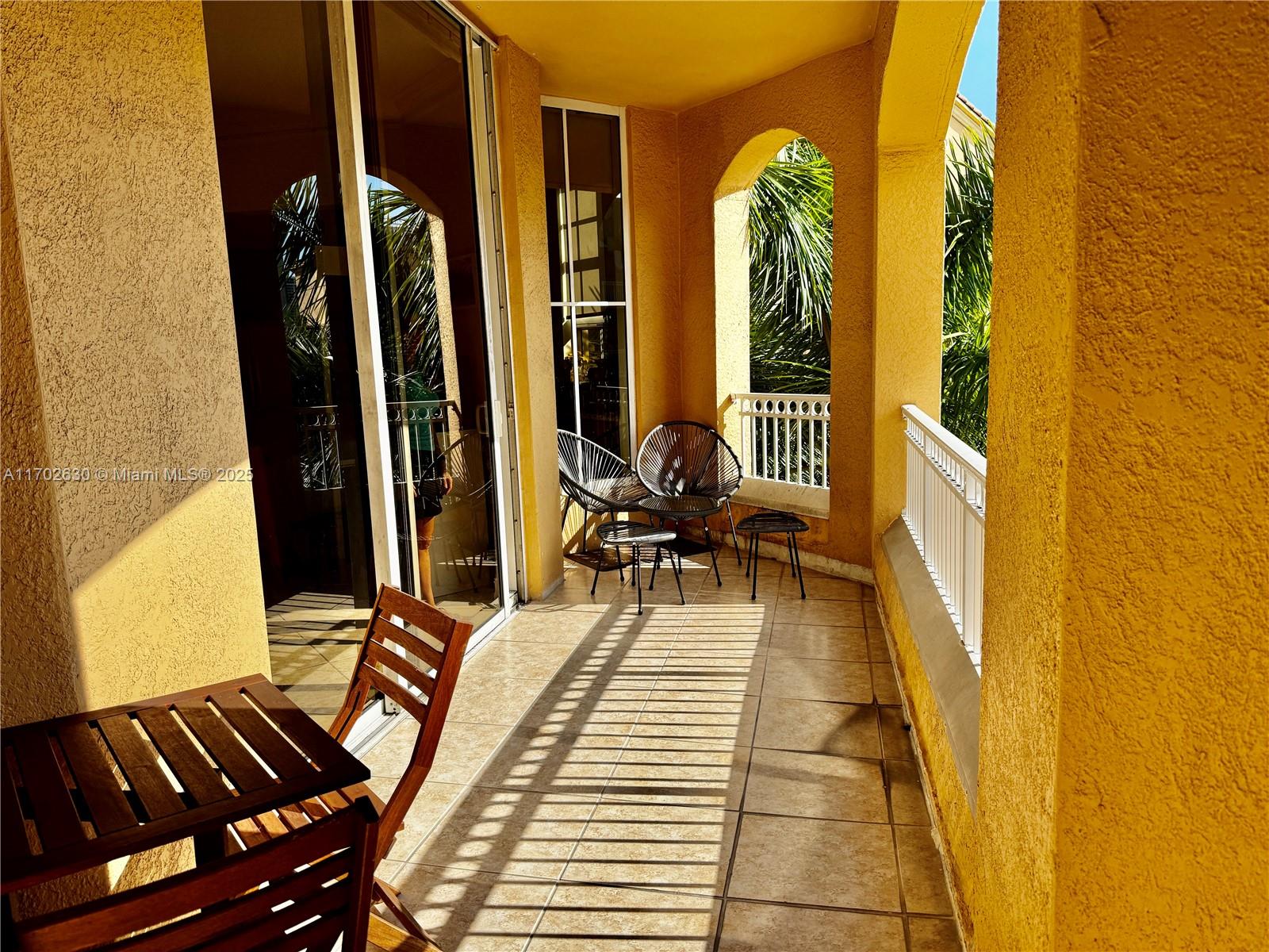 ALAQUA CONDO - Residential