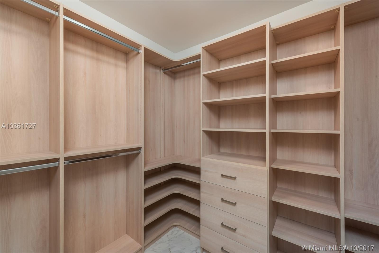 BISCAYNE BEACH CONDO - Residential Lease