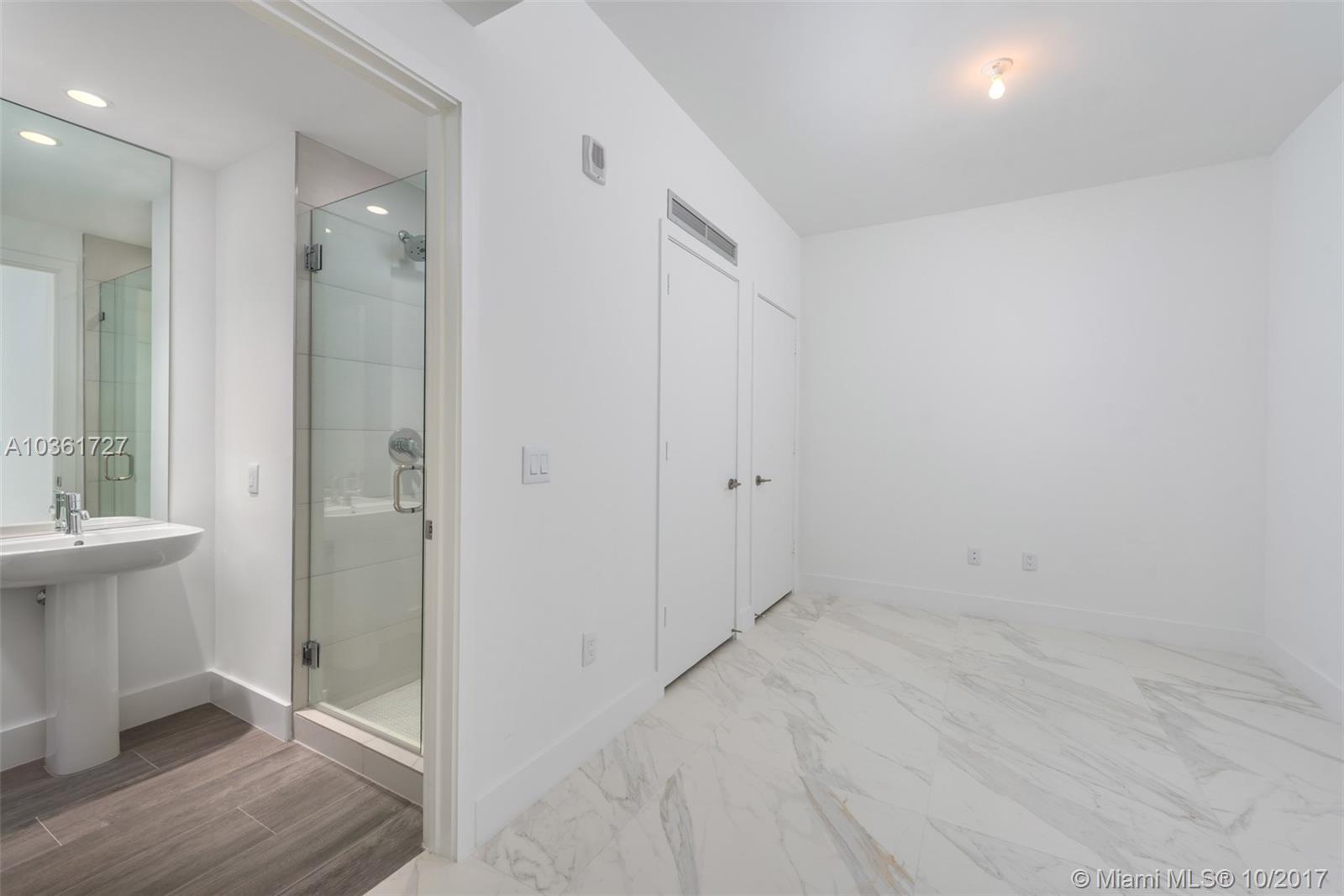 BISCAYNE BEACH CONDO - Residential Lease