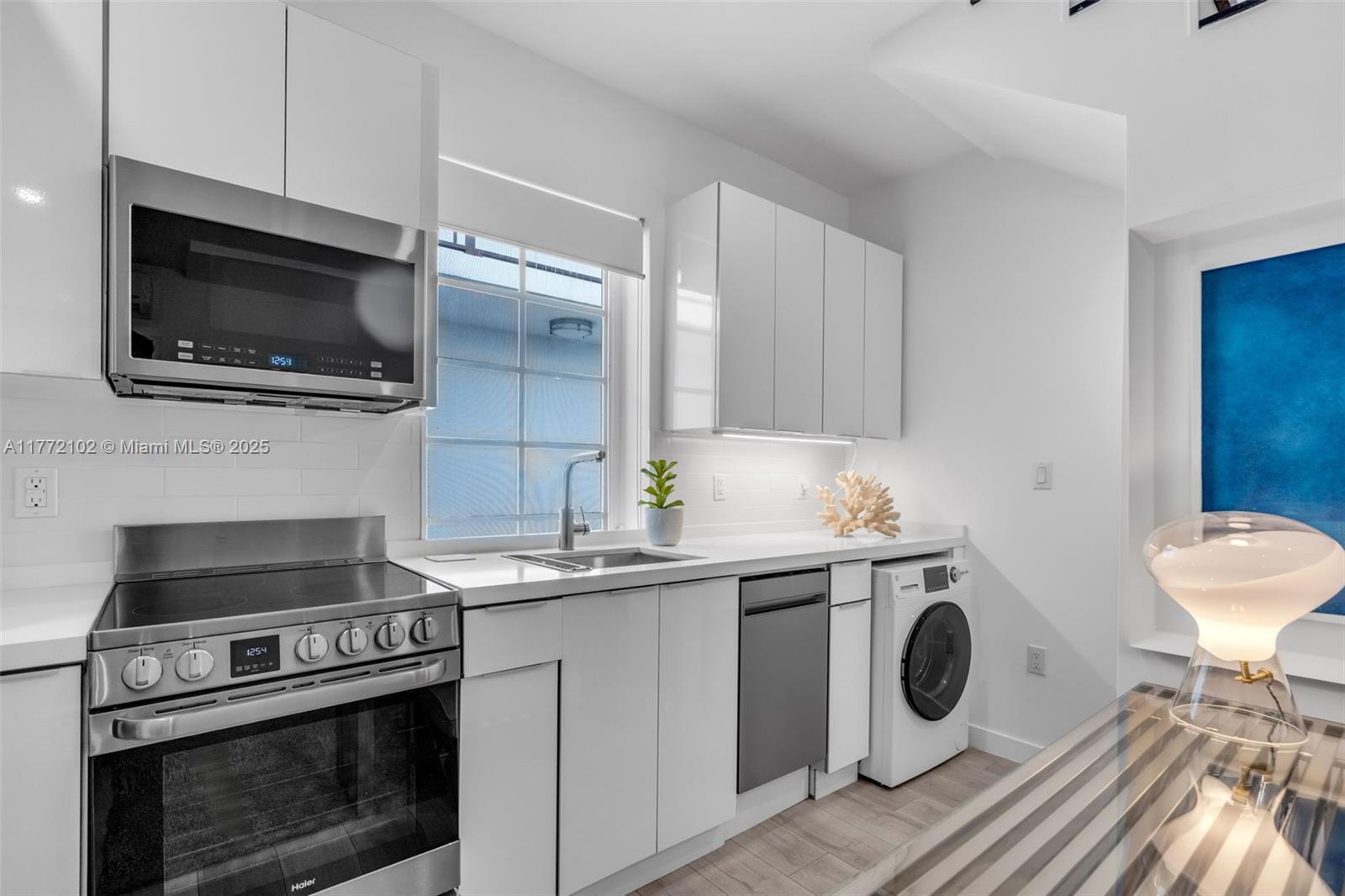Canterbury at Lincoln - Residential
