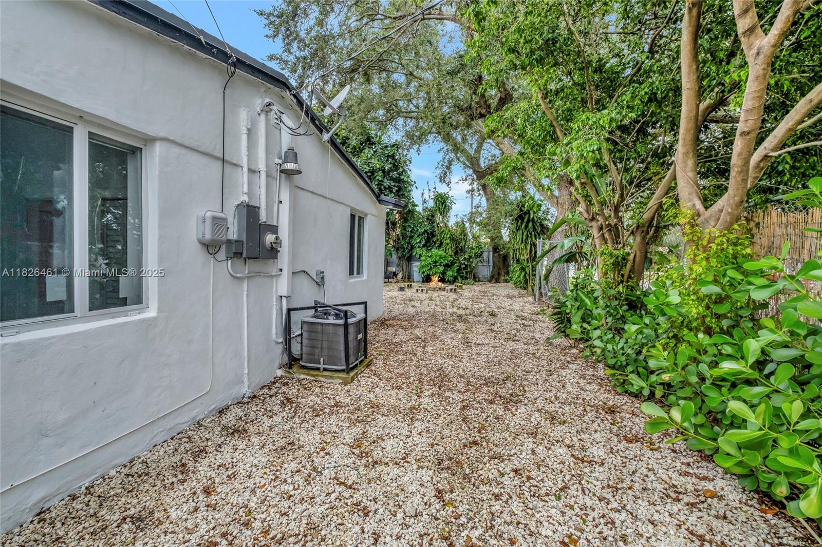 1901 NW 86th Ter