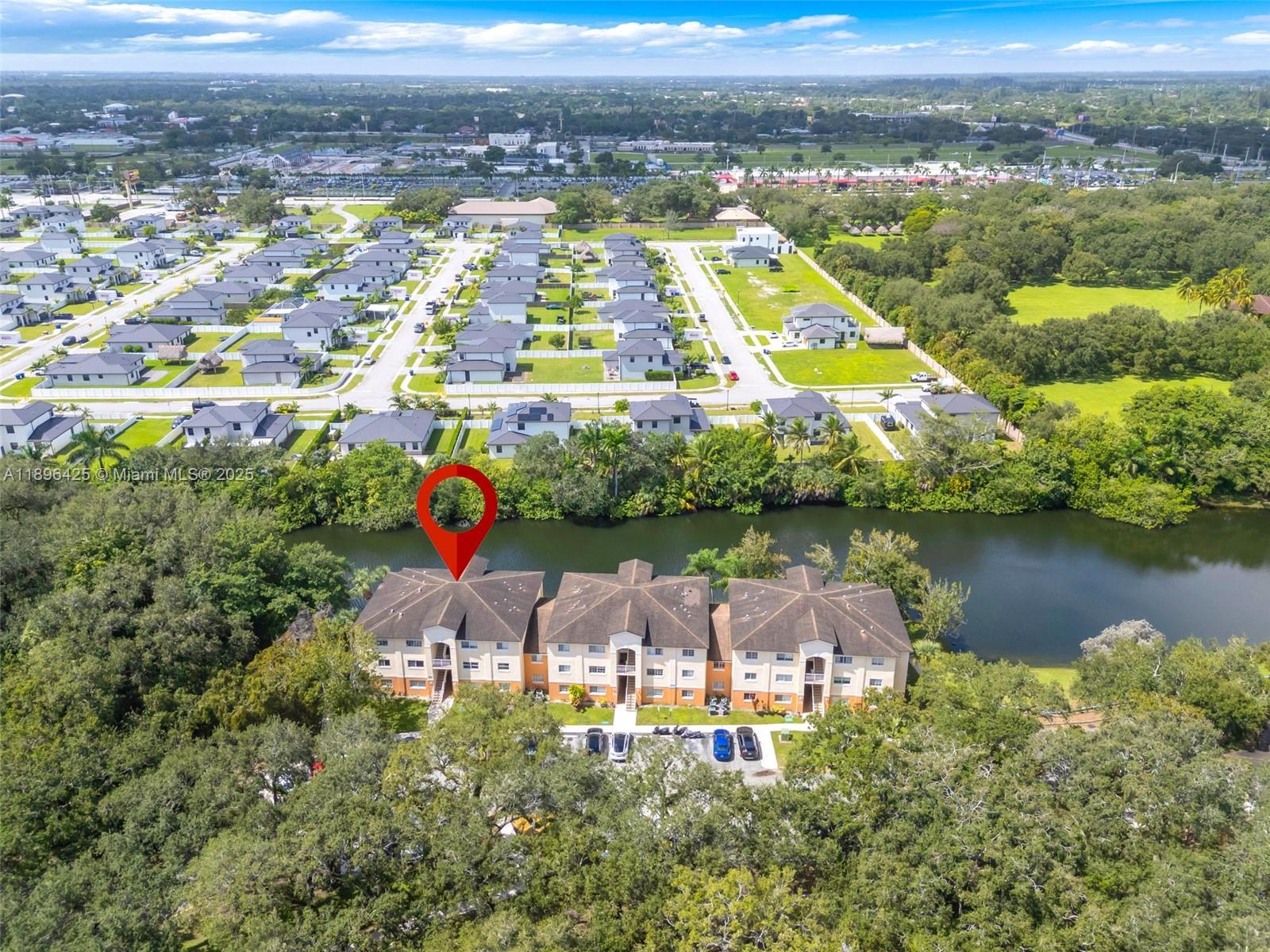 LAKEWOOD AT EMERALD HILLS - Residential Lease