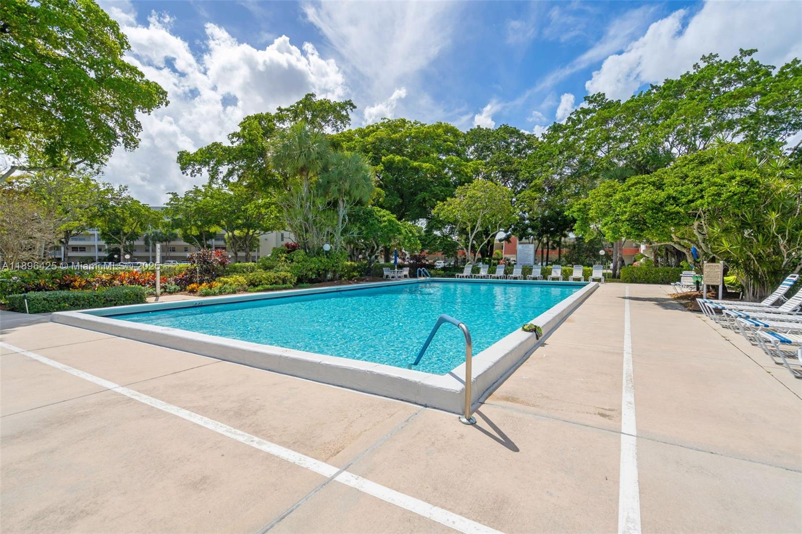 LAKEWOOD AT EMERALD HILLS - Residential Lease
