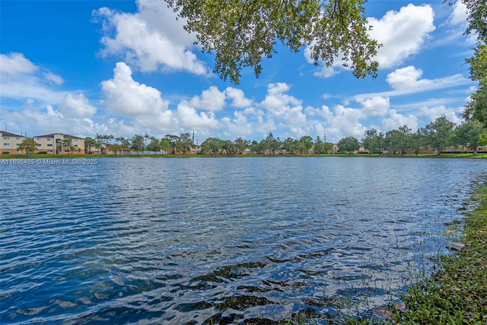 LAKEWOOD AT EMERALD HILLS - Residential Lease